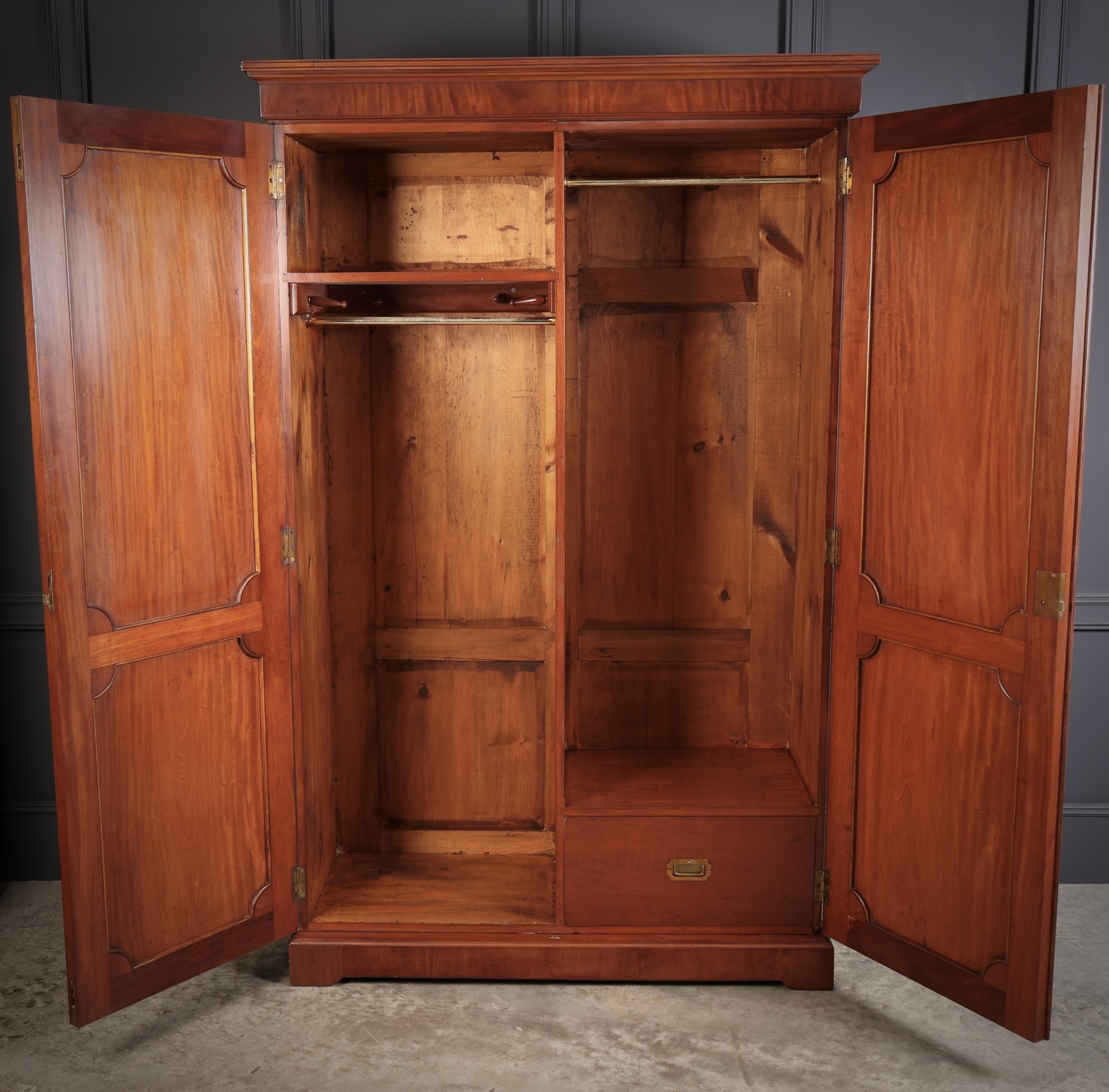 Victorian Mahogany & Walnut Wardrobe - Image 3